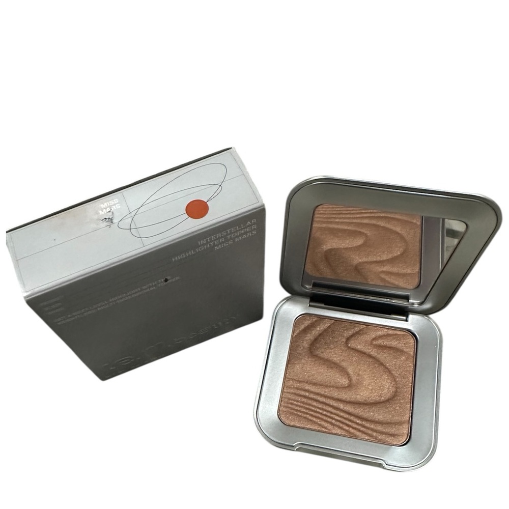 R.E.M Radiant Bronze Highlighter by Ariana Grande NIB -Miss Mars stunning! 💎